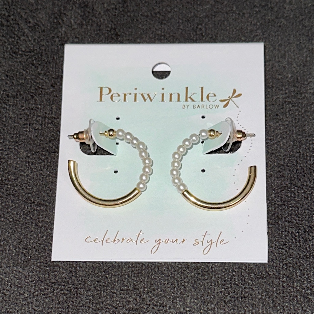 Periwinkle By Barlow Gold And Pearl Hoop Earrings 10$